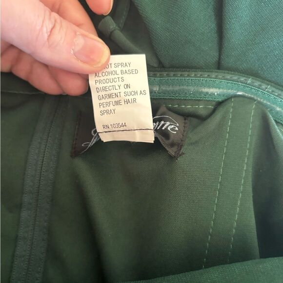 La Femme green off the shoulder rusched long gown size 8 - Picture 5 of 13